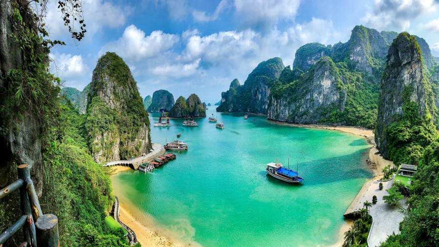 HALONG BAY