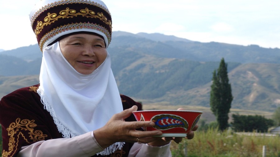KYRGYZ WOMAN