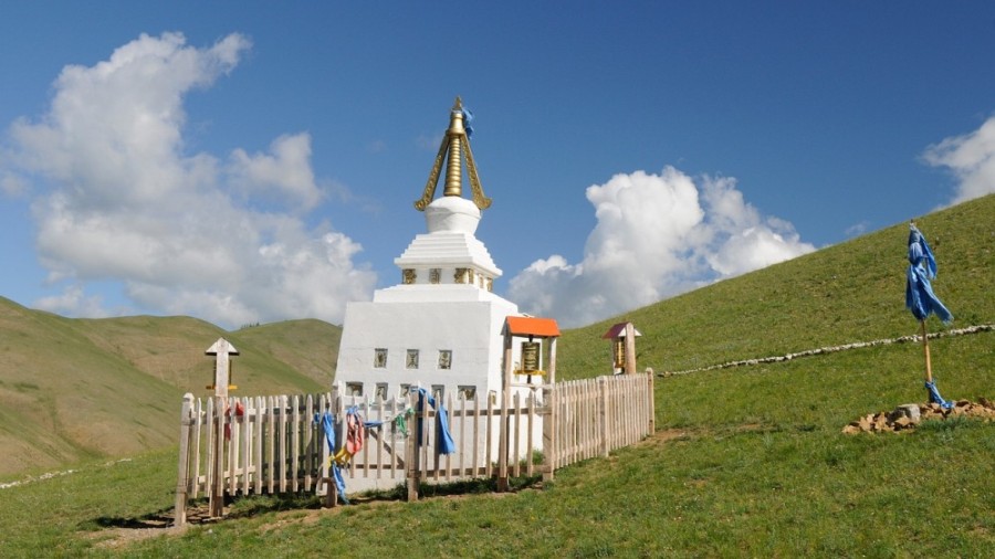 MONGOLIAN STUPA