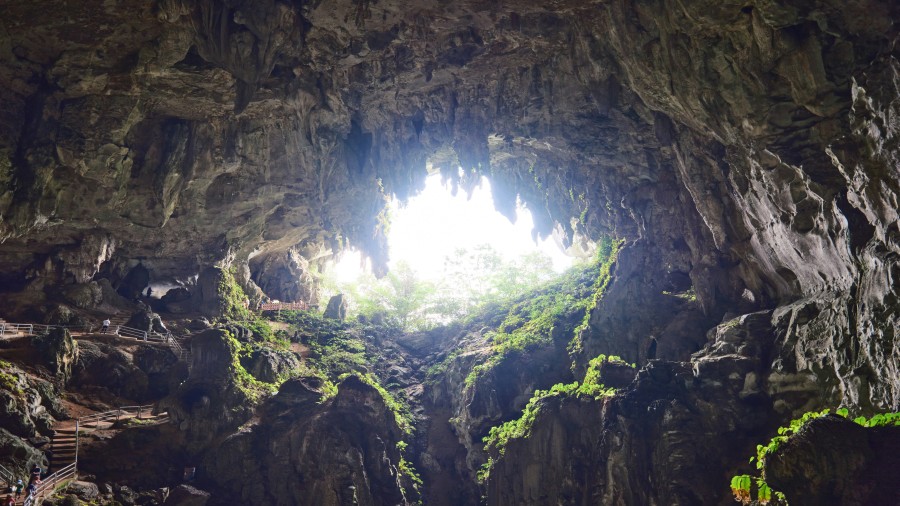 MULU CAVES