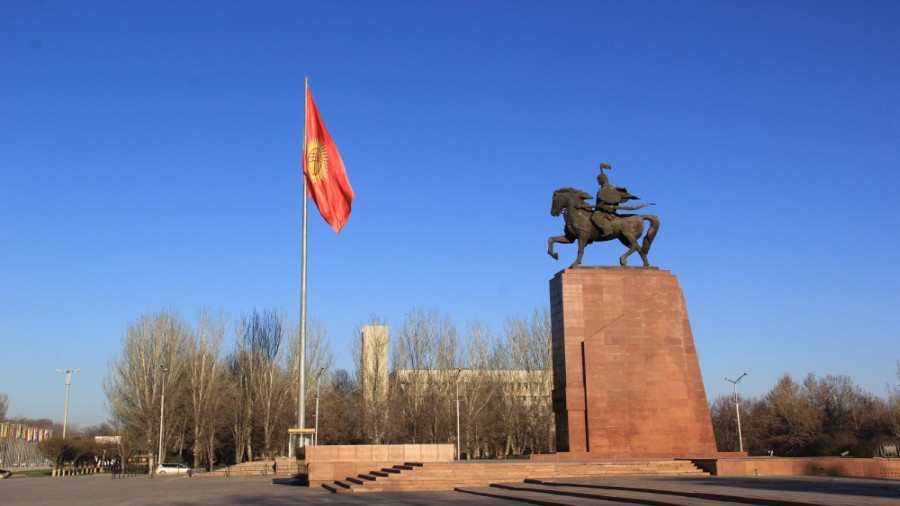 KYRGYZ STATUE