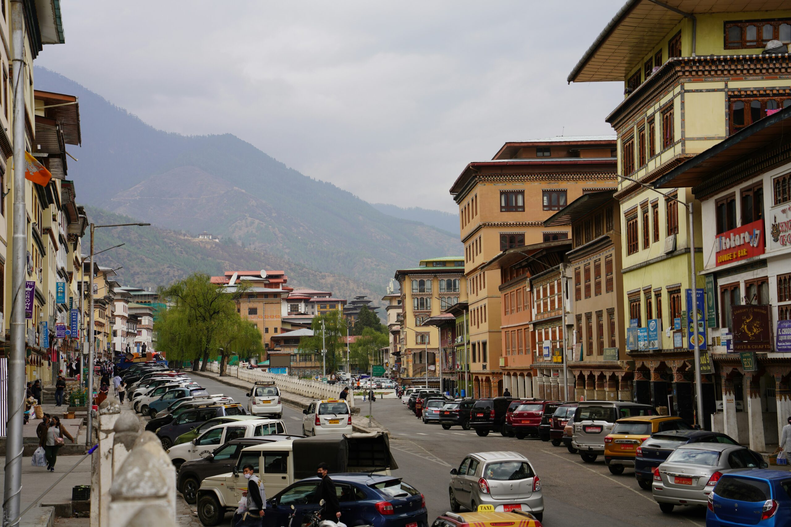 In Bhutan non ci sono semafori? Le curiosità di Thimphu, una delle capitali più insolite dell’Asia